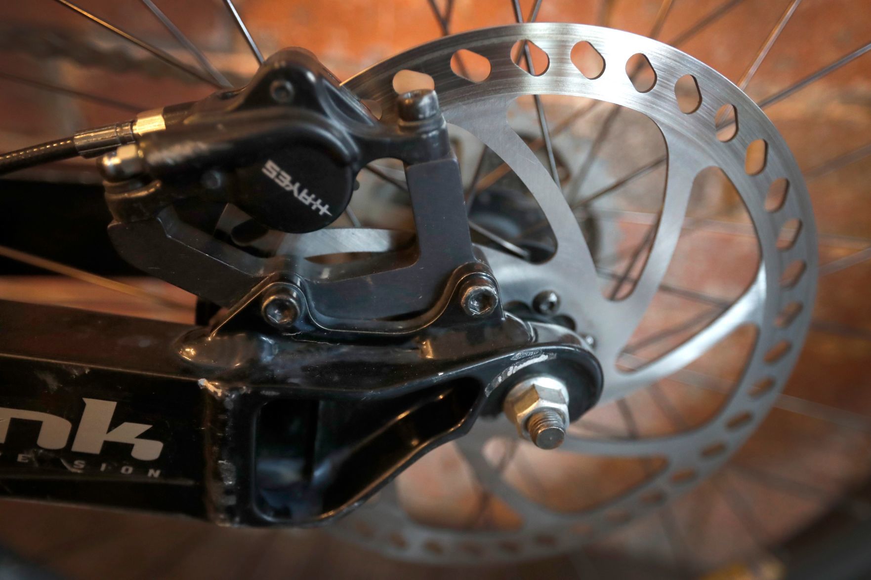 Linear Velocity : The Art of the Bicycle